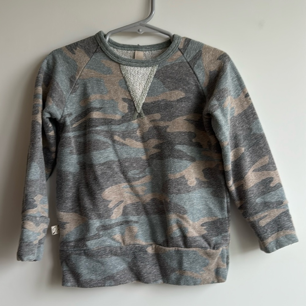 Faded Camo Childhoods Pullover 4T